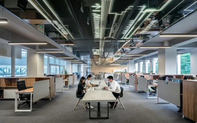 商业街区导视：逛吃路线的引导